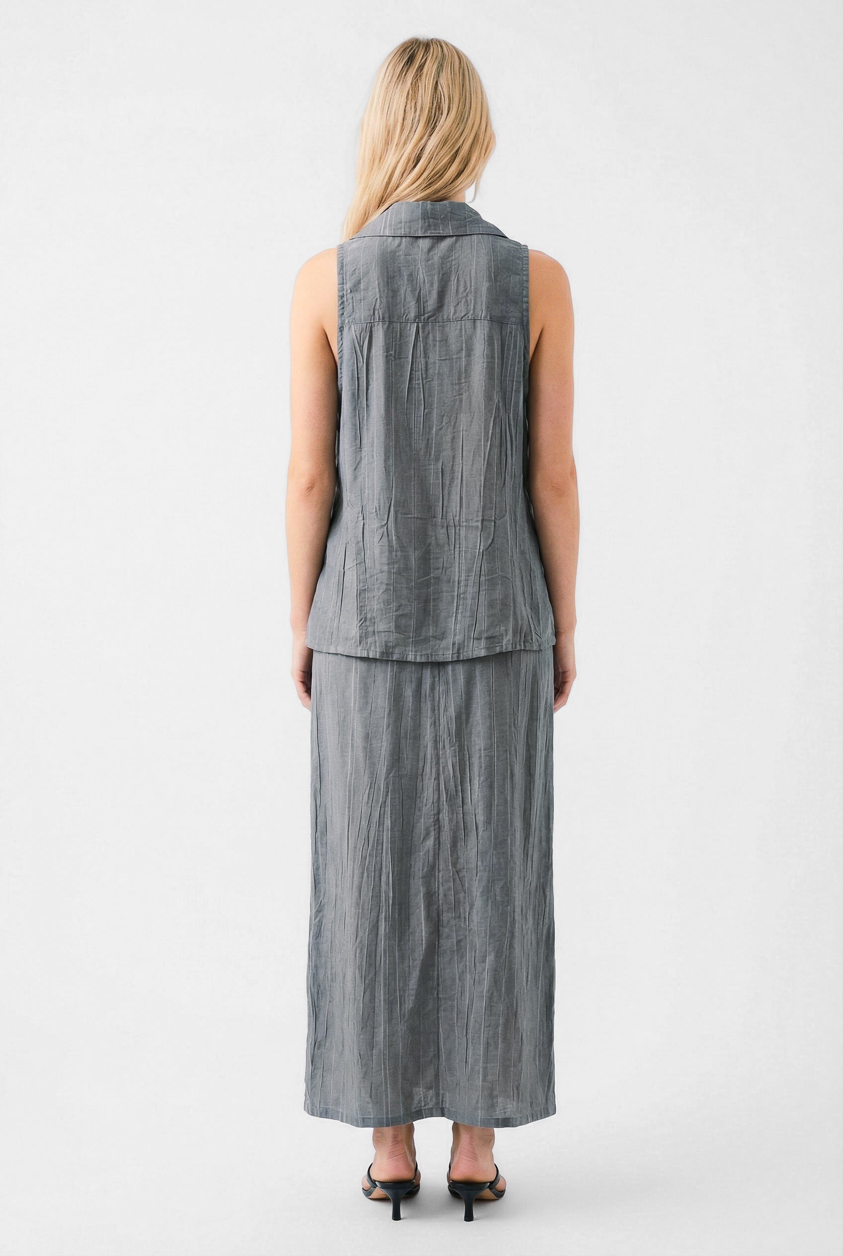 Sleeveless Shirt – Gray Textured Viscose