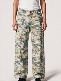 Model wearing the camouflage pants, front view